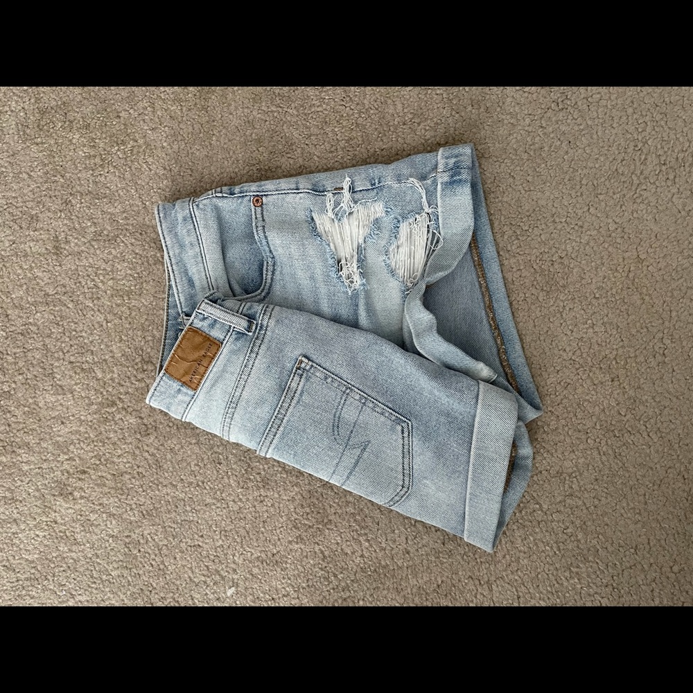 American Eagle women’s shorts